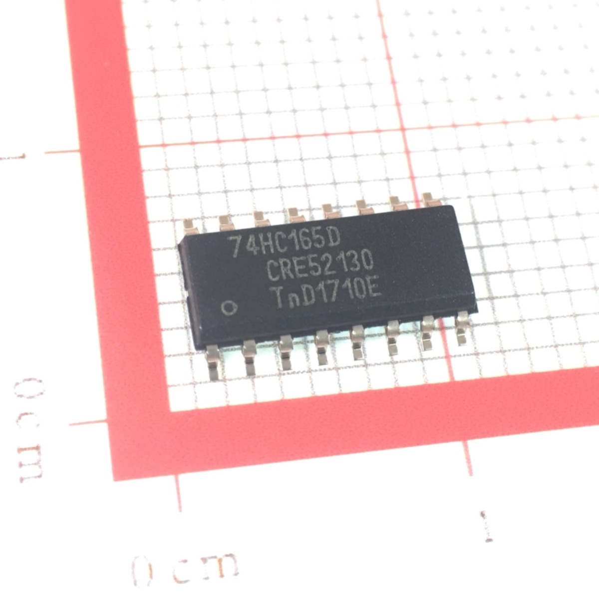 74HC165D