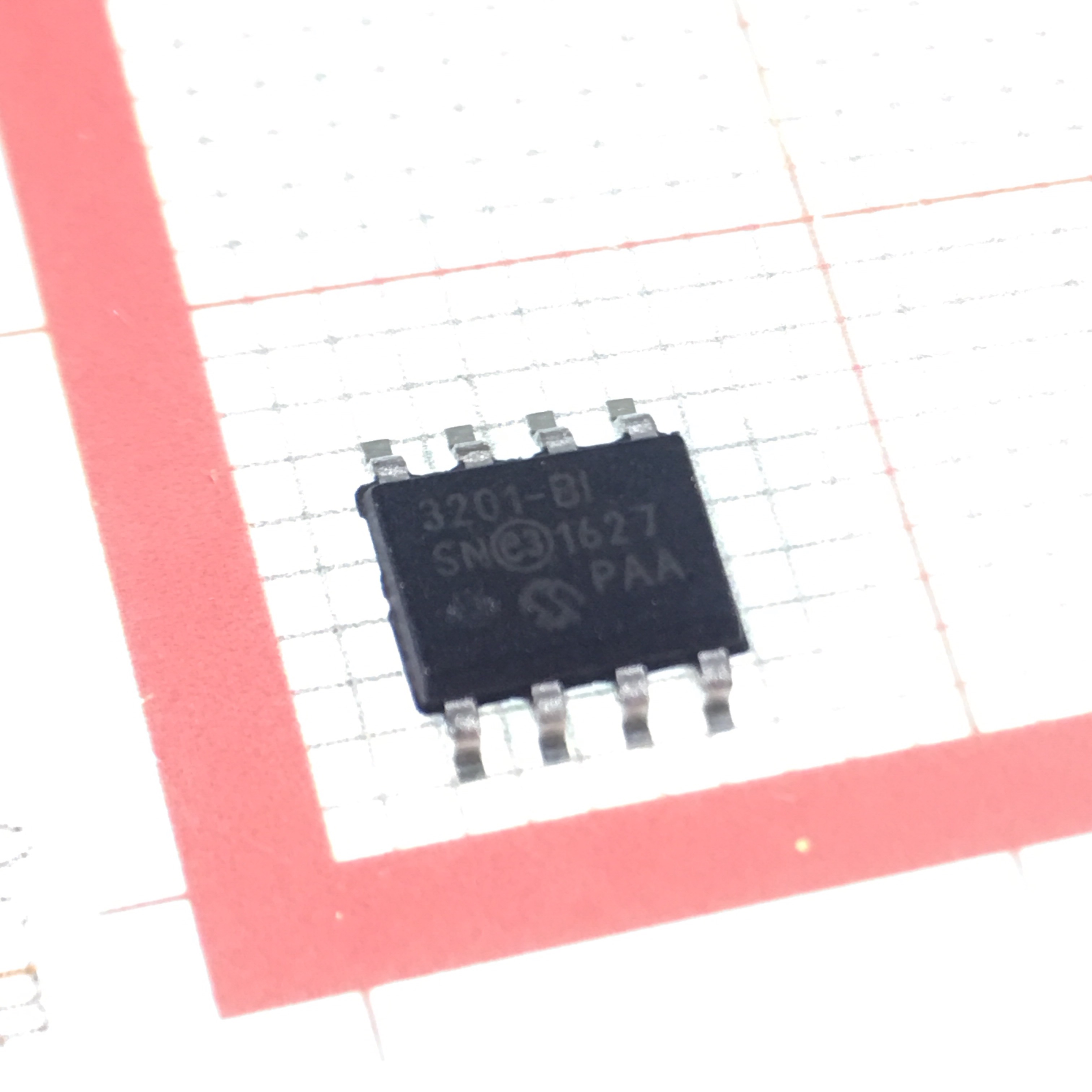 MCP3201-BI/SN